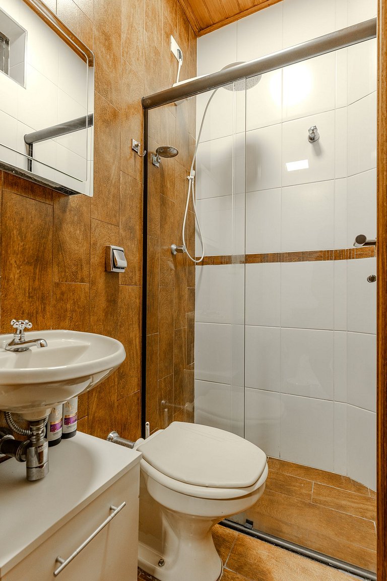 Apto no Capivari -032- Campos do Jordão/SP