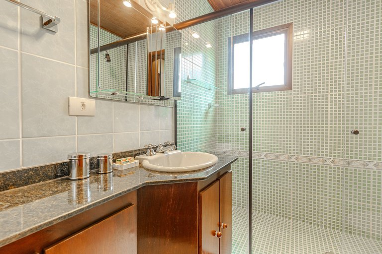 Apartamento com 3 quartos no Capivari