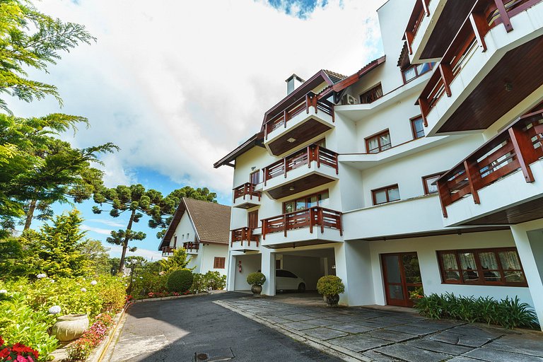 Apto no Capivari -032- Campos do Jordão/SP