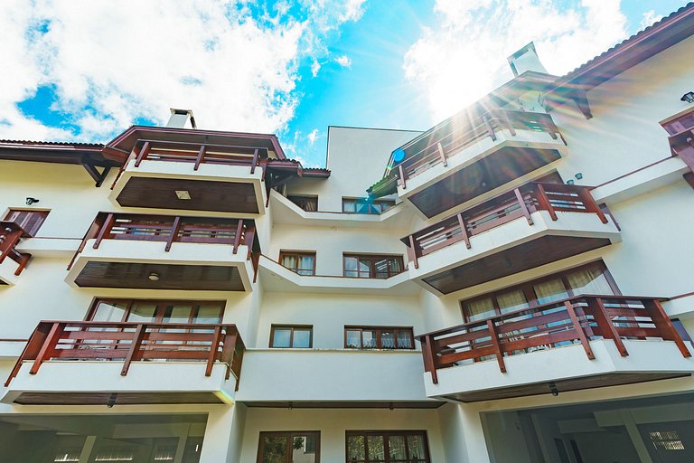 Apartamento com 3 quartos no Capivari