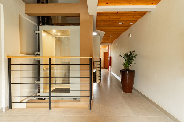 Lindo Apto no centro de Monte Verde/MG