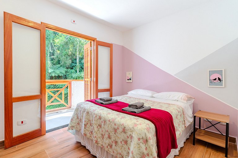 Charmoso Apartamento em Santo Antônio do Pinhal