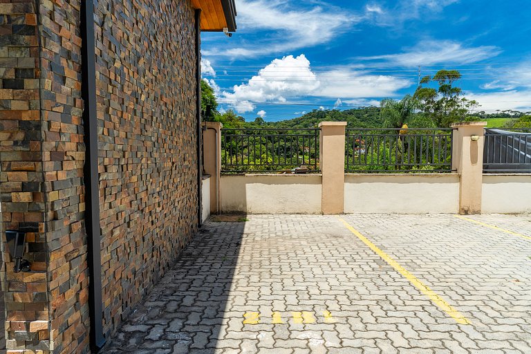 Charmoso Apartamento em Santo Antônio do Pinhal