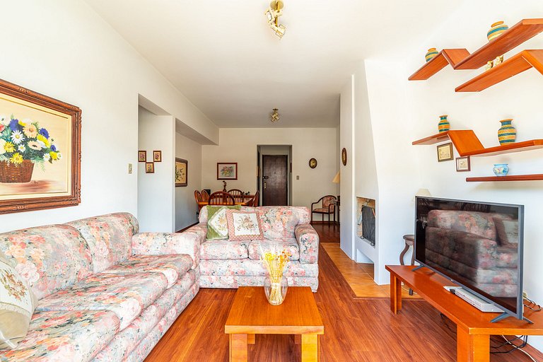 Lindo Apto no Centro de Serra Negra/SP