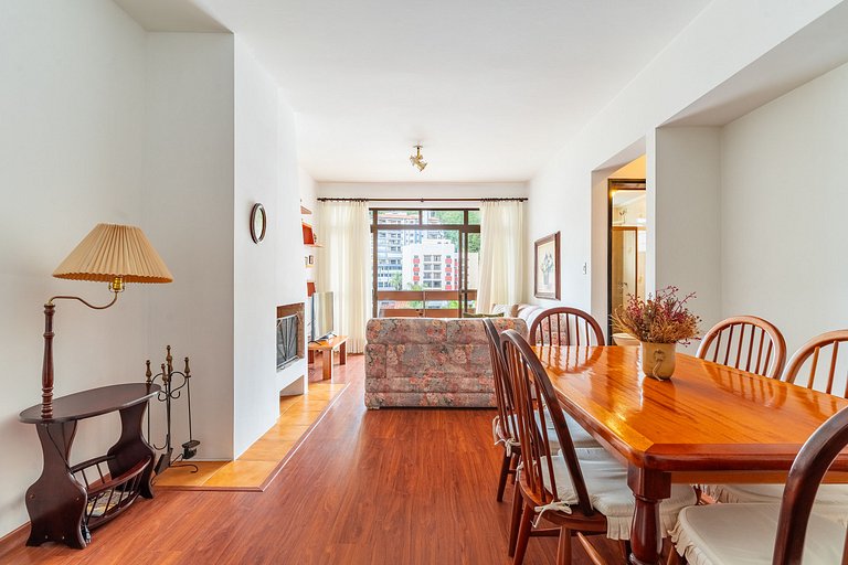 Lindo Apto no Centro de Serra Negra/SP