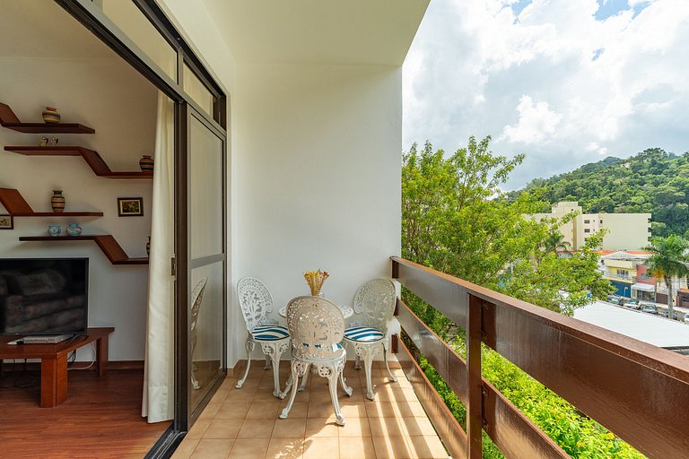 Lindo Apto no Centro de Serra Negra/SP