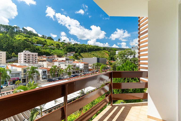 Lindo Apto no Centro de Serra Negra/SP