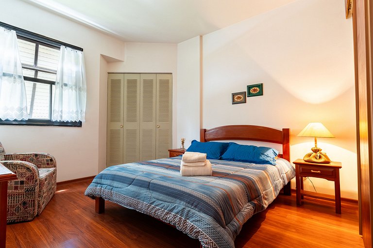 Lindo Apto no Centro de Serra Negra/SP