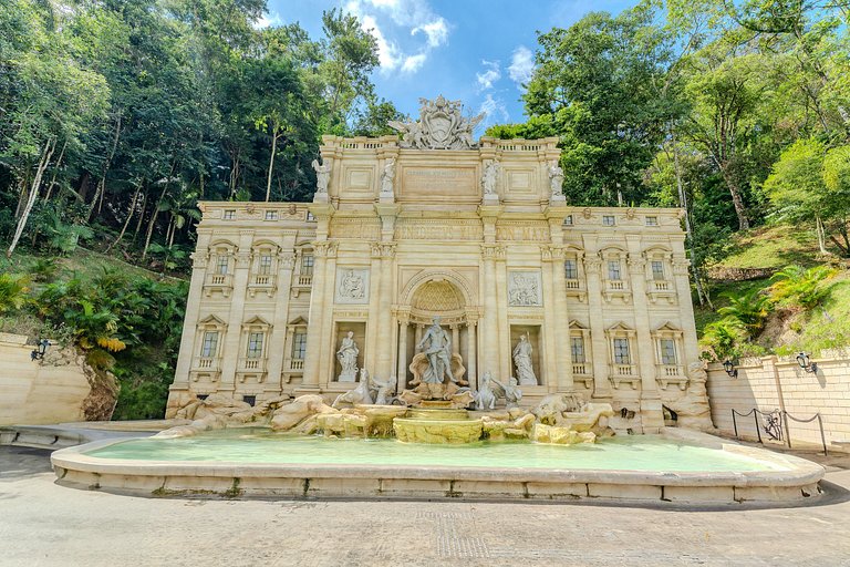 Lindo Apto no Centro de Serra Negra/SP