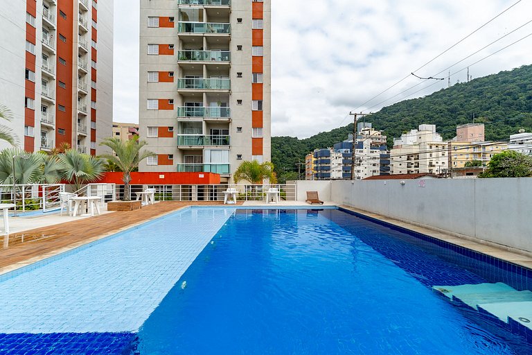 Moderno apartamento na Praia da Enseada