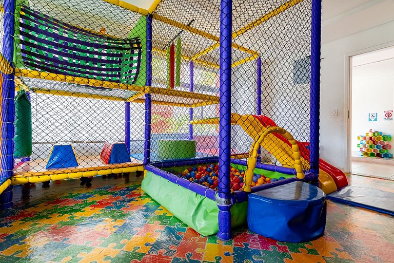 Moderno apartamento na Praia da Enseada