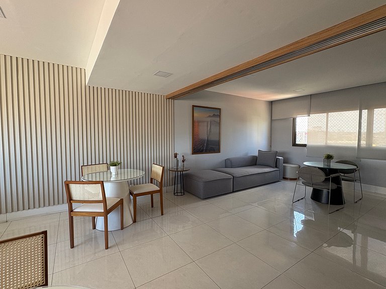 Apartamento com varanda em Salvador, Caminho das Árvores