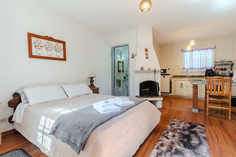 Chalezinho de montanha no centrinho de Monte Verde