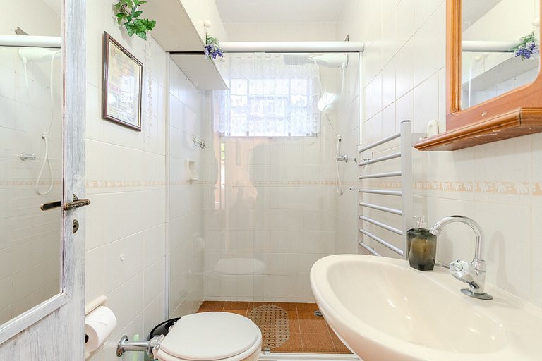 Chalezinho de montanha no centrinho de Monte Verde