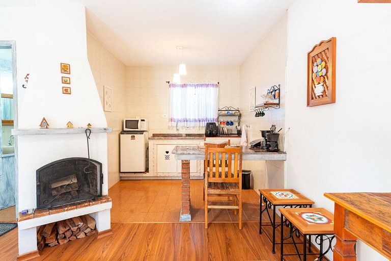 Chalezinho de montanha no centrinho de Monte Verde