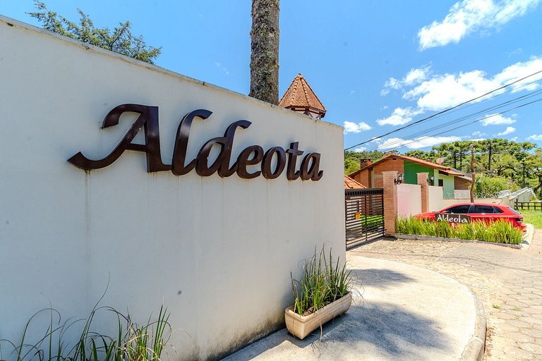 Linda Casa próximo ao Centro de Monte Verde/MG