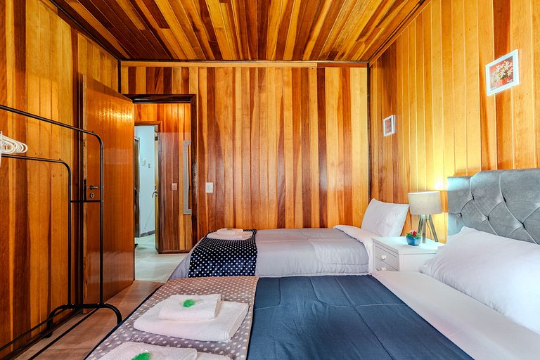 Linda Casa próximo ao Centro de Monte Verde/MG