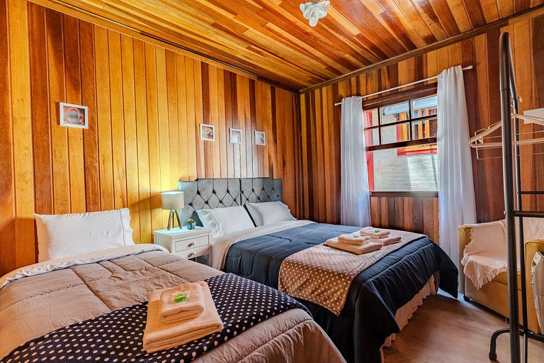 Linda Casa próximo ao Centro de Monte Verde/MG