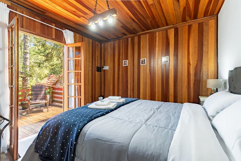 Linda Casa próximo ao Centro de Monte Verde/MG