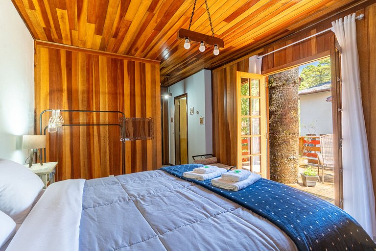 Linda Casa próximo ao Centro de Monte Verde/MG