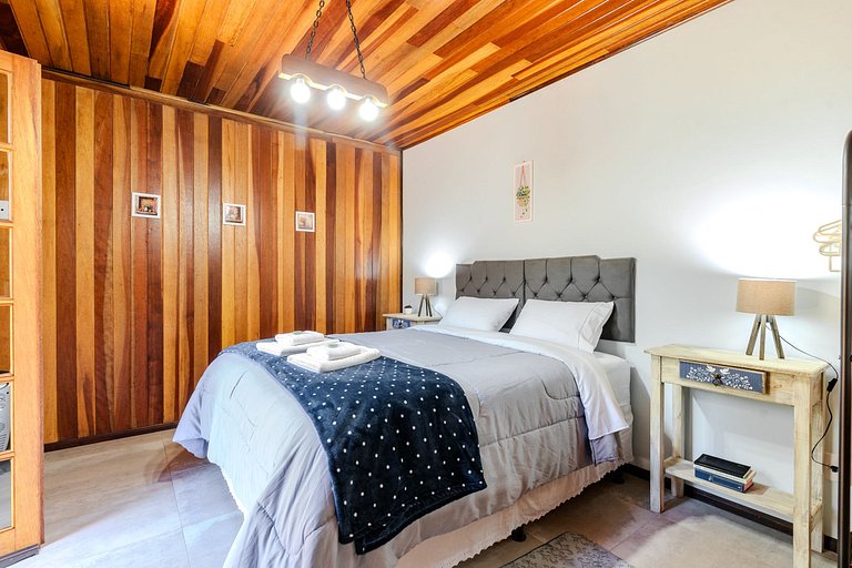 Linda Casa próximo ao Centro de Monte Verde/MG