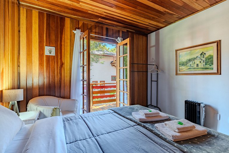 Linda Casa próximo ao Centro de Monte Verde/MG