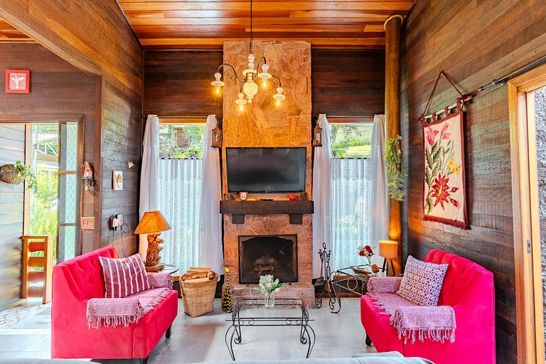 Linda Casa próximo ao Centro de Monte Verde/MG