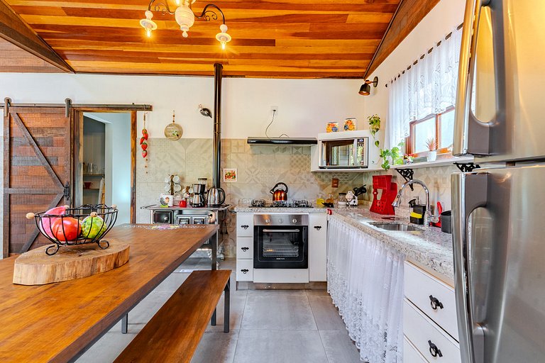 Linda Casa próximo ao Centro de Monte Verde/MG