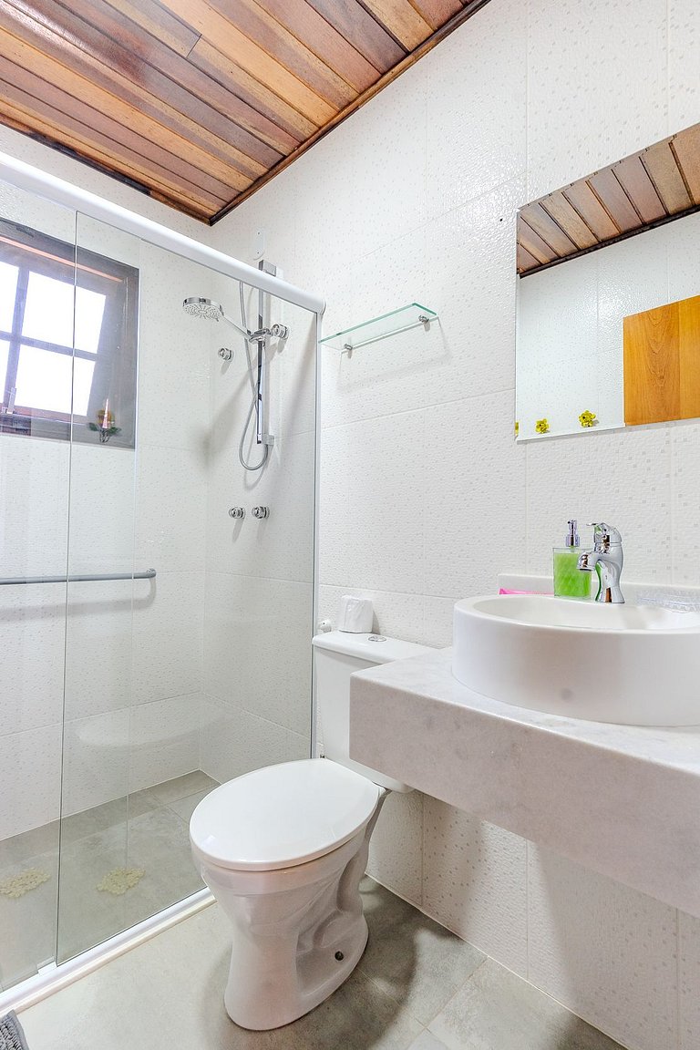 Linda Casa próximo ao Centro de Monte Verde/MG