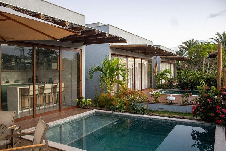 Casa em Itaipu-BA à 200 mts das piscinas naturais