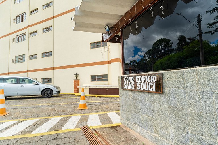 Lindo Ap próximo ao Centro de Campos do Jordão