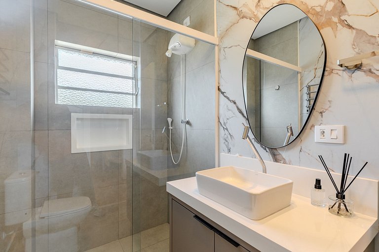 Apto no Centro -003- Campos do Jordão/SP