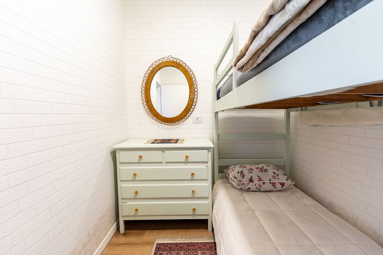 Apto no Centro -003- Campos do Jordão/SP