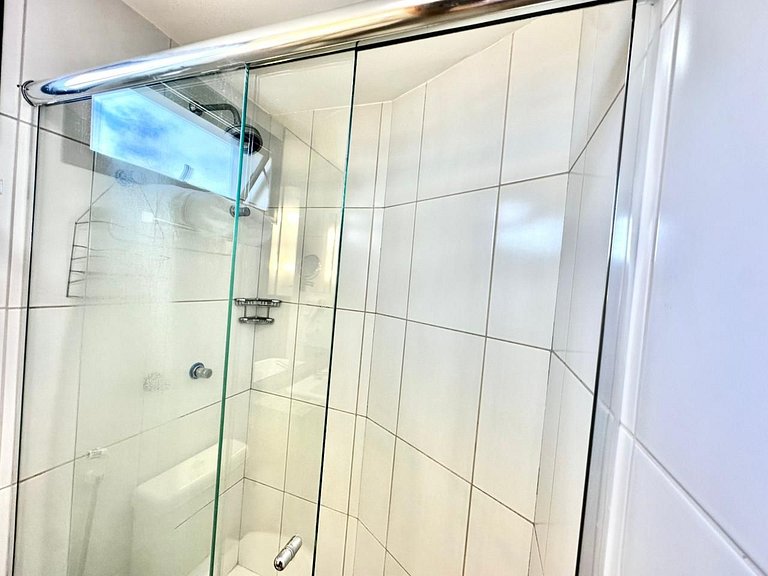 Apto no Mercure -Caminho das Arvores- Salvador/BA