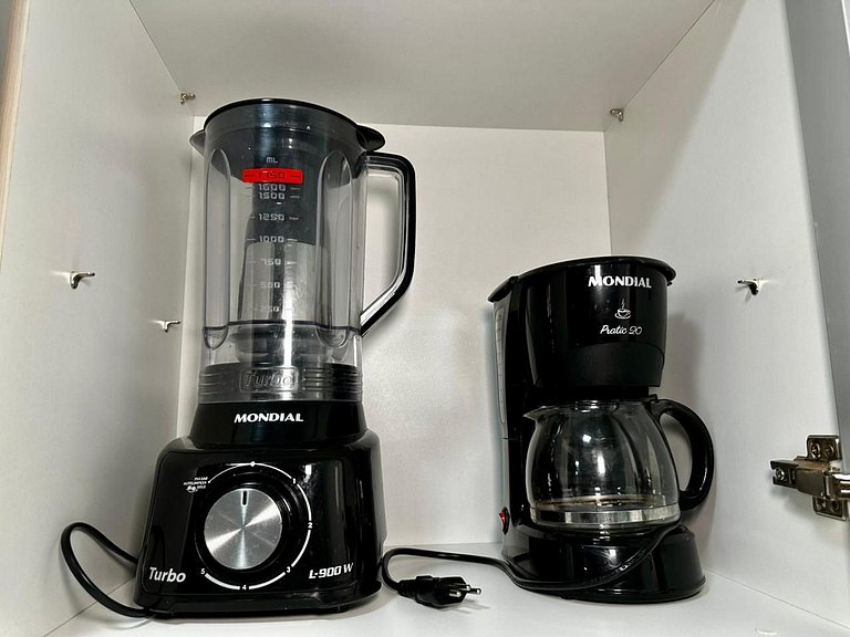 Apto no Mercure -Caminho das Arvores- Salvador/BA