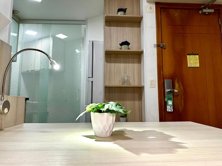 Apto no Mercure -Caminho das Arvores- Salvador/BA