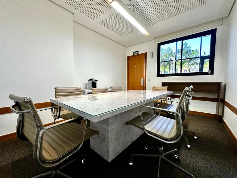 Apto no Mercure -Caminho das Arvores- Salvador/BA