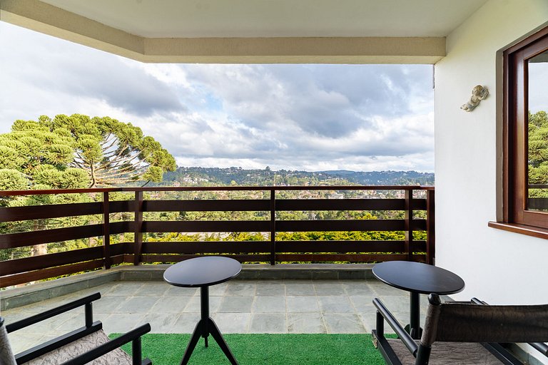 Apto no Capivari com 03 suites-Campos do Jordão/SP